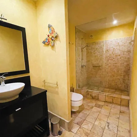 Villa De Lujo En Playa De Fornells (Menorca)